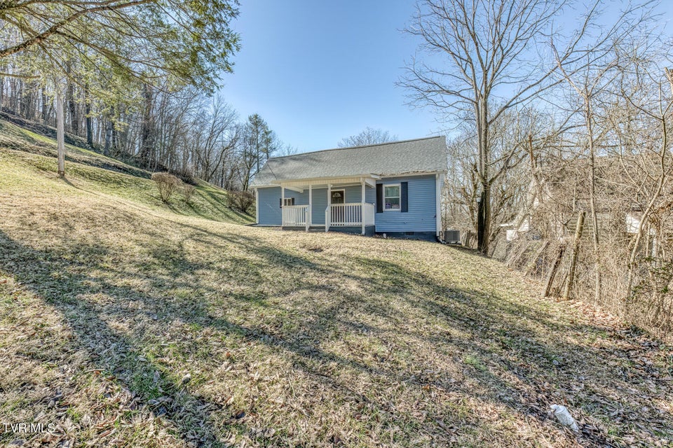 Photo #36: 411 Chestnut Street