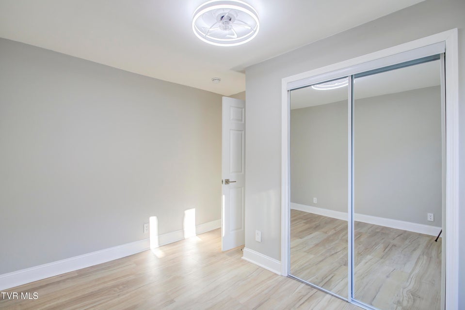 Photo #22: 304 1/2 Chilhowie Avenue W Avenue