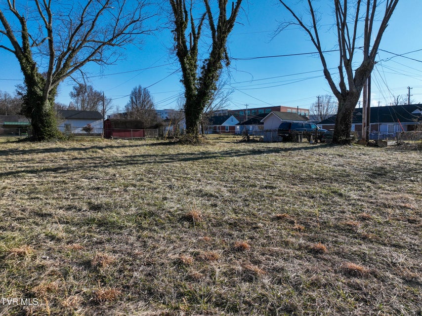 Photo #4: 524 Sequoyah Drive