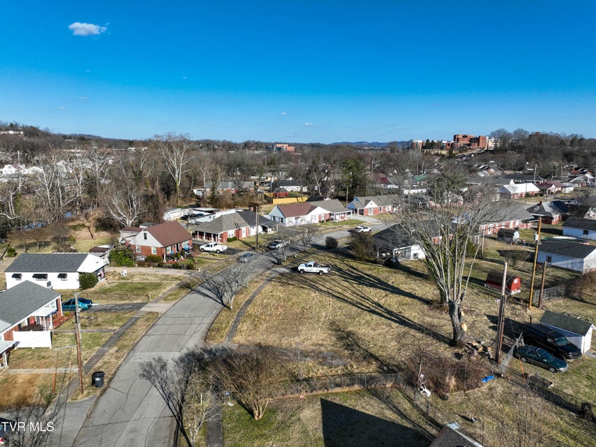 Photo #11: 524 Sequoyah Drive