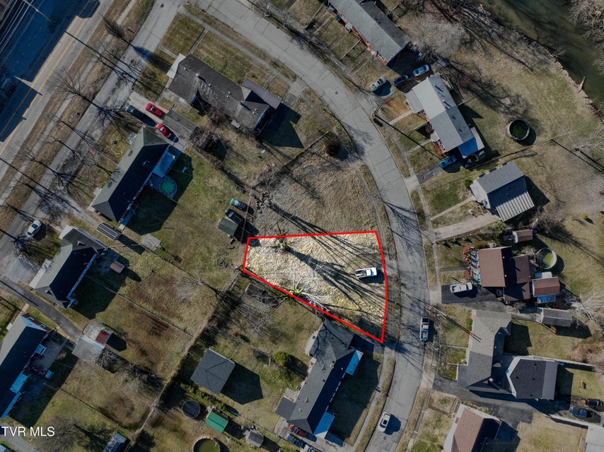 Photo #3: 524 Sequoyah Drive