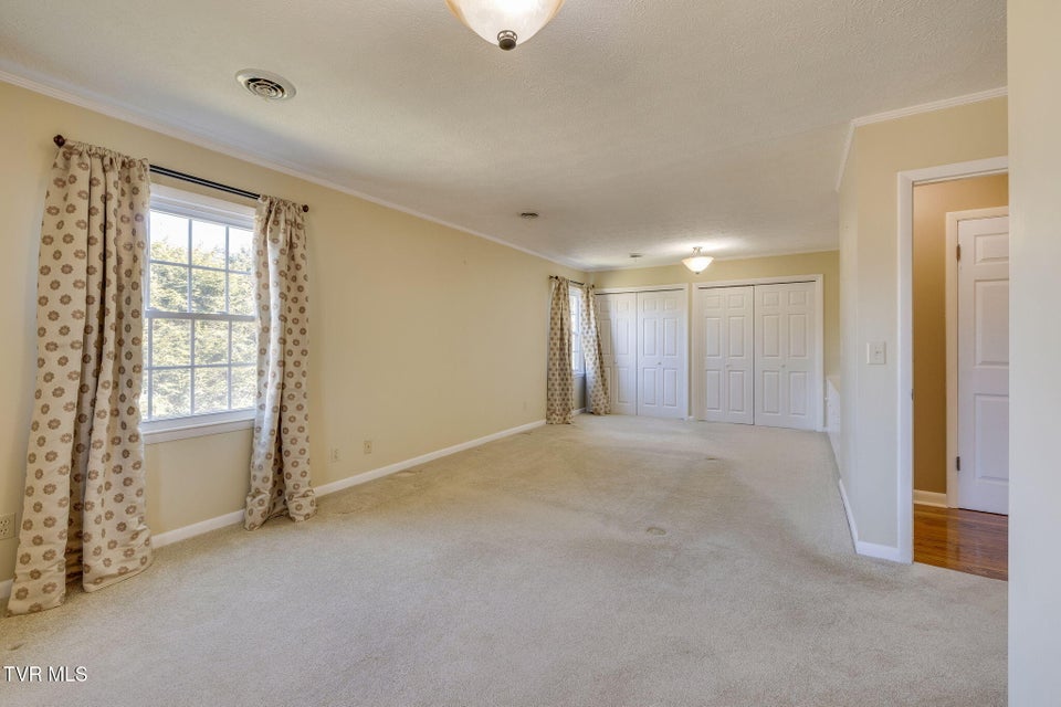 Photo #21: 416 Manderley Road