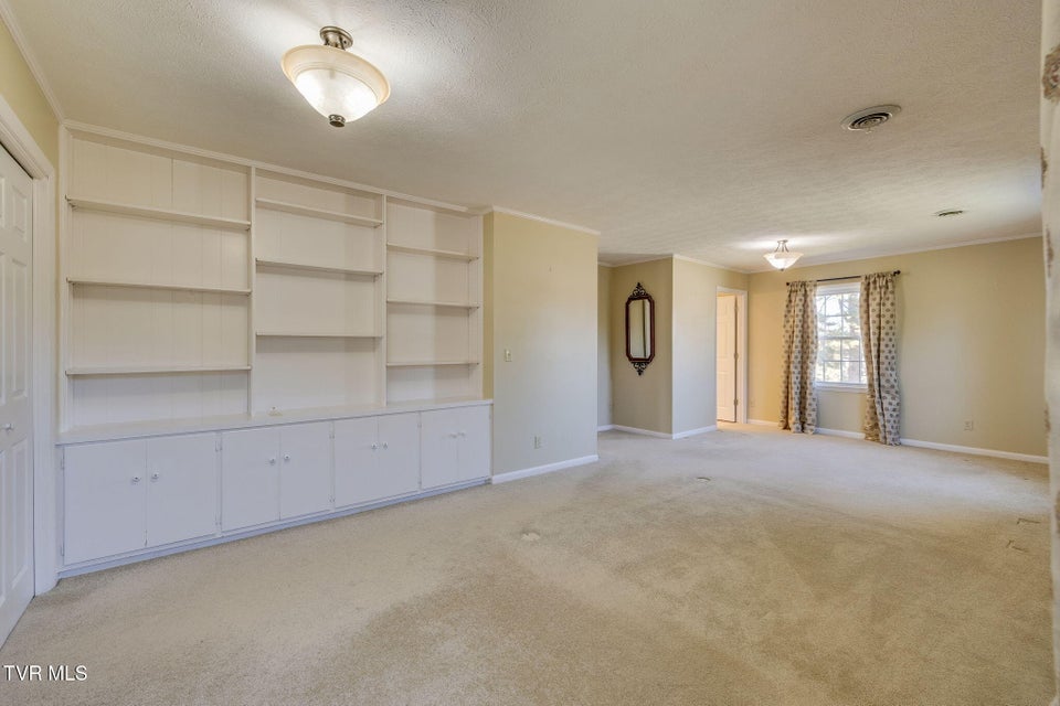 Photo #23: 416 Manderley Road