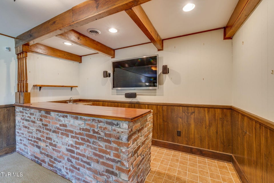 Photo #33: 416 Manderley Road