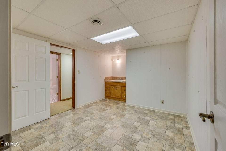 Photo #42: 416 Manderley Road