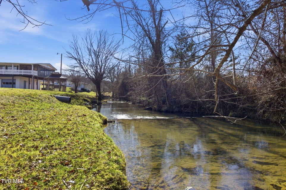 Photo #5: 970 Cm Jones Road