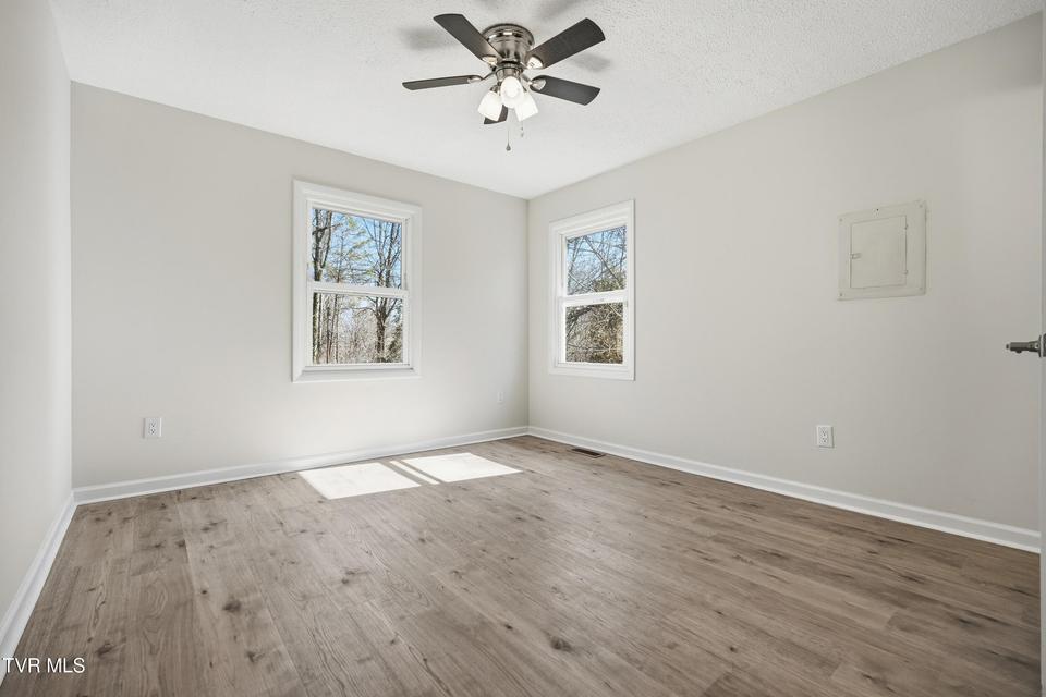 Photo #24: 1506 Mountain View Avenue