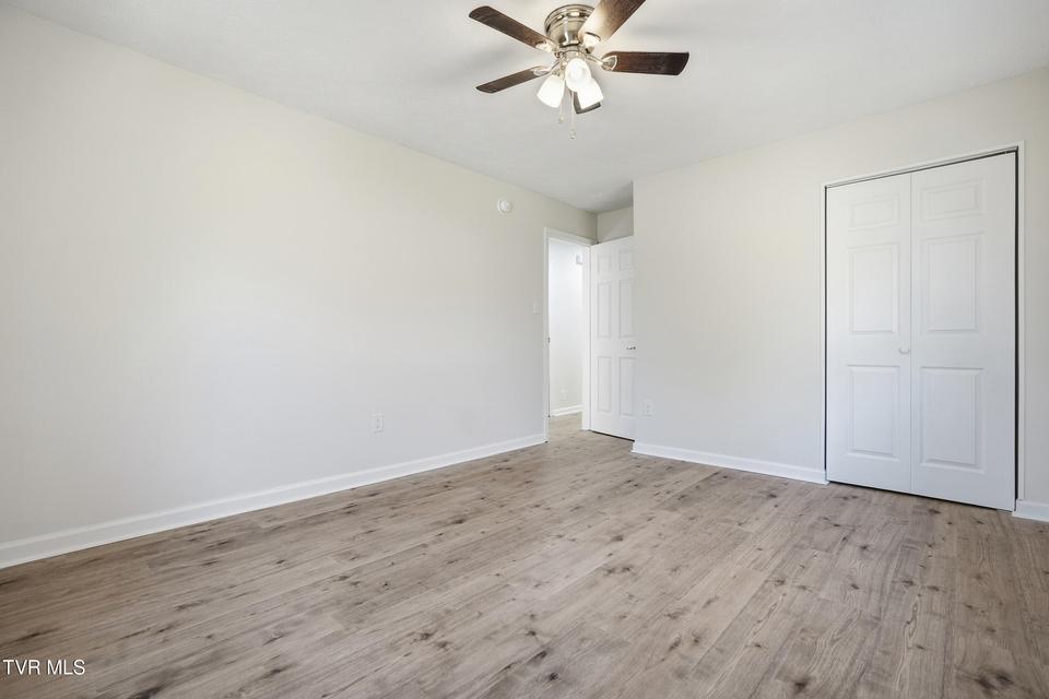 Photo #23: 1506 Mountain View Avenue