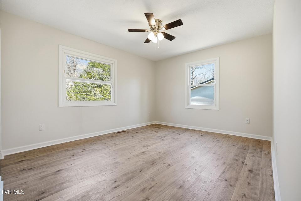 Photo #29: 1506 Mountain View Avenue