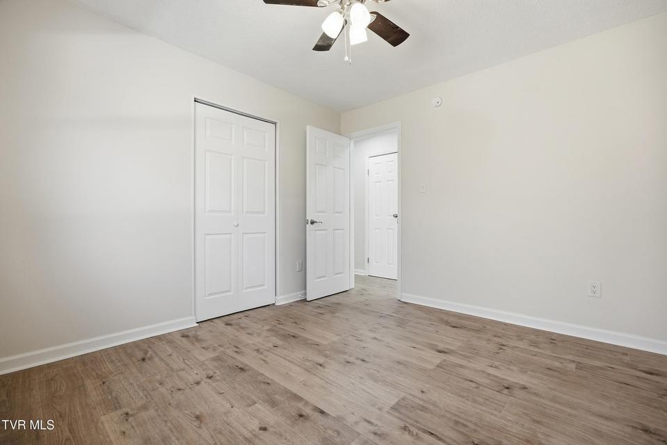 Photo #28: 1506 Mountain View Avenue