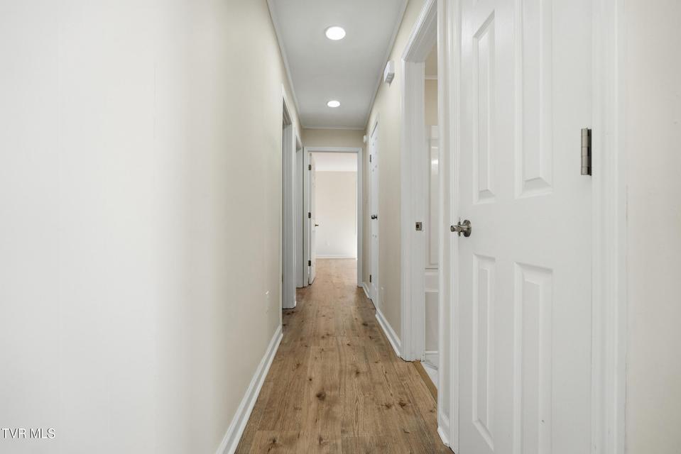 Photo #19: 1506 Mountain View Avenue