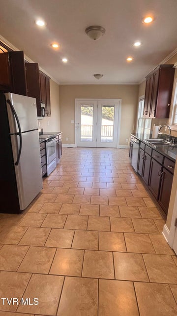 Photo #11: 400 Highland Church Road