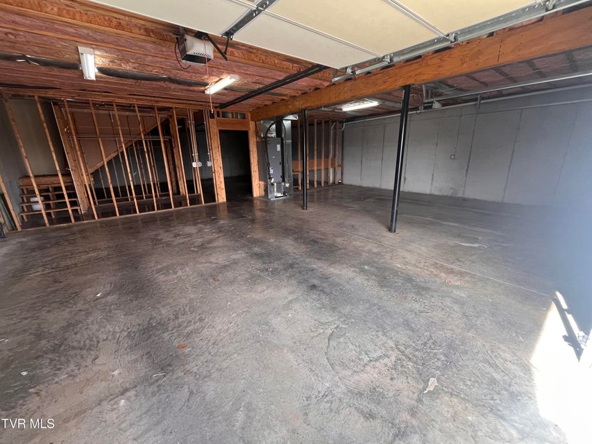 Photo #28: 400 Highland Church Road