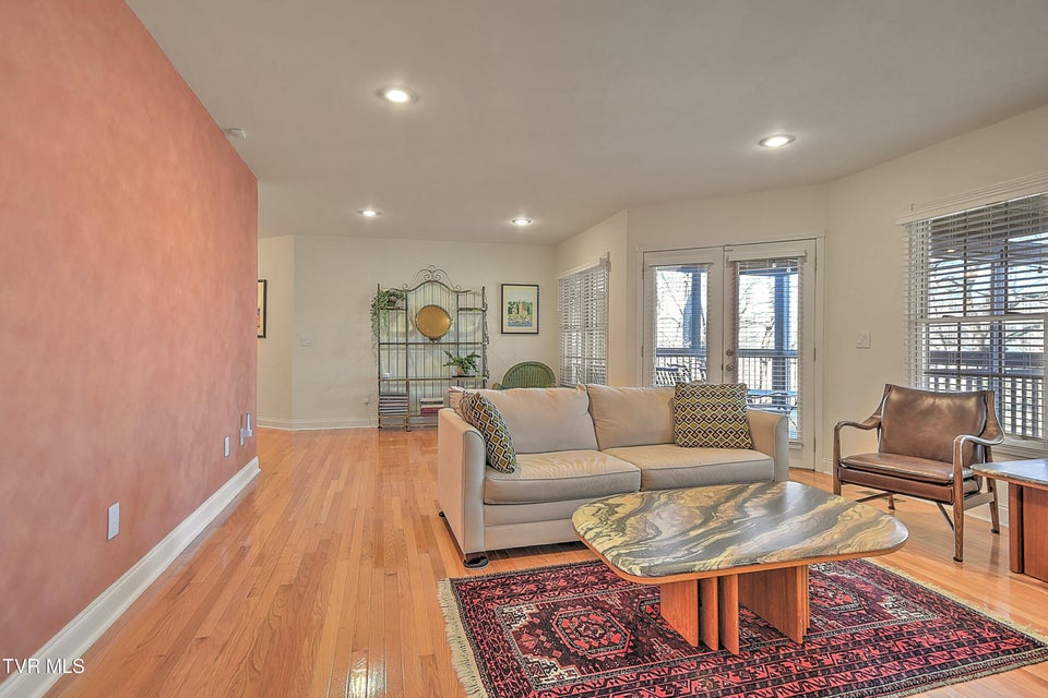 Photo #42: 3016 Vicksburg Road