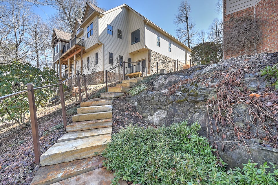 Photo #53: 3016 Vicksburg Road