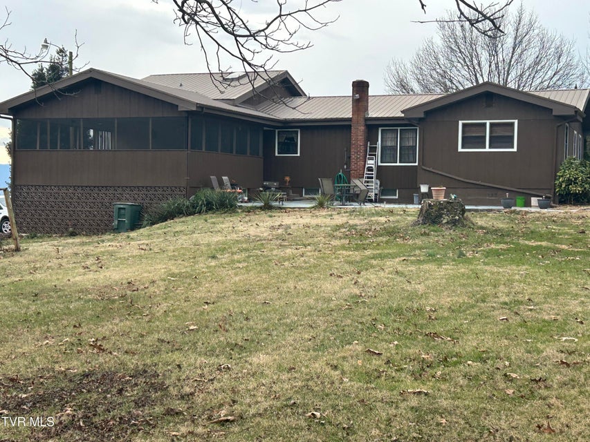 Photo #3: 1130 Hixson Avenue