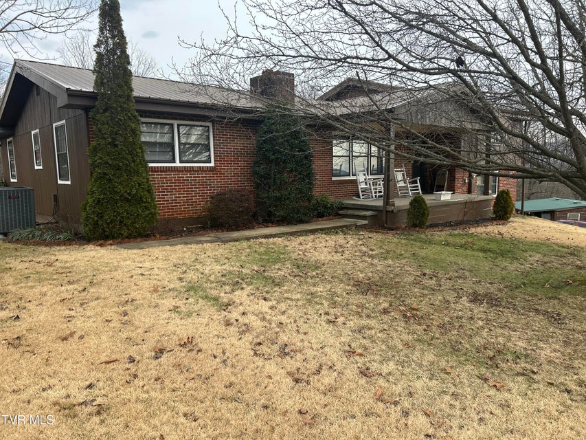 Photo #4: 1130 Hixson Avenue