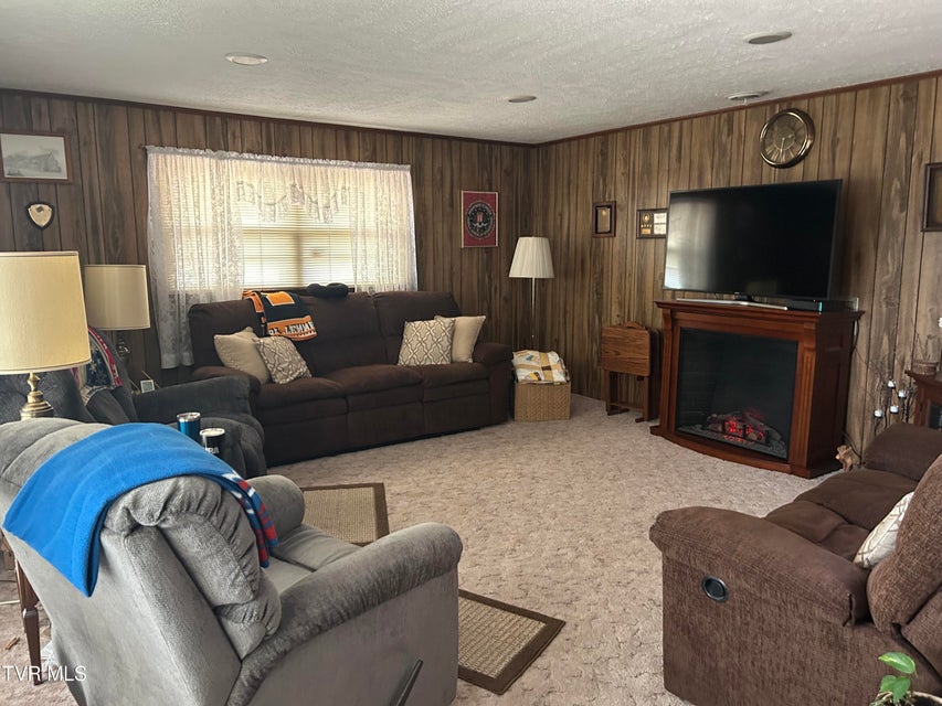 Photo #9: 1130 Hixson Avenue