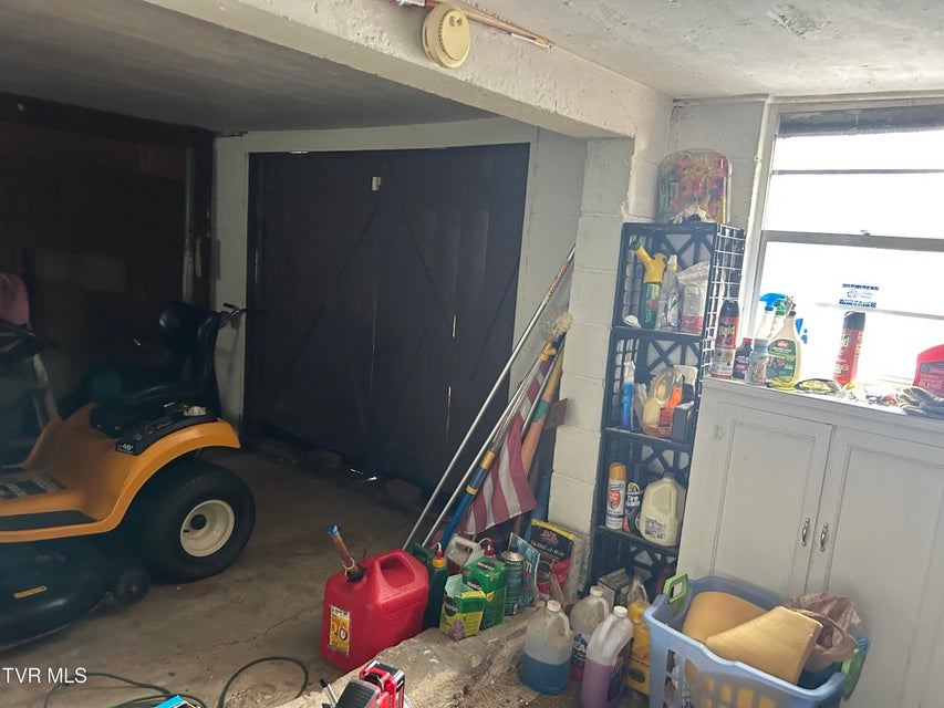 Photo #29: 1130 Hixson Avenue