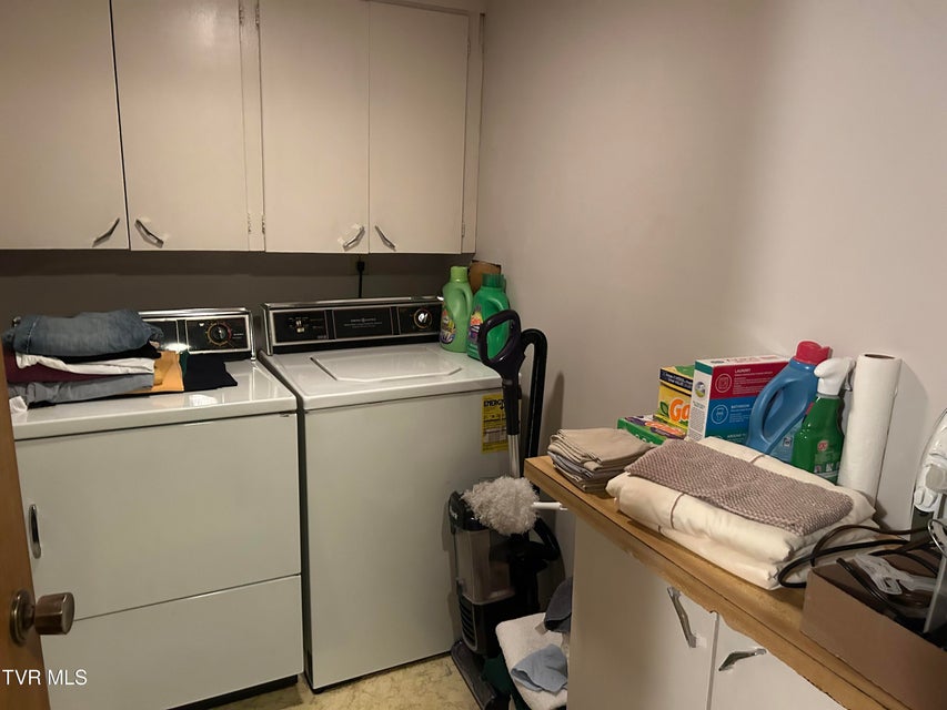 Photo #24: 1130 Hixson Avenue