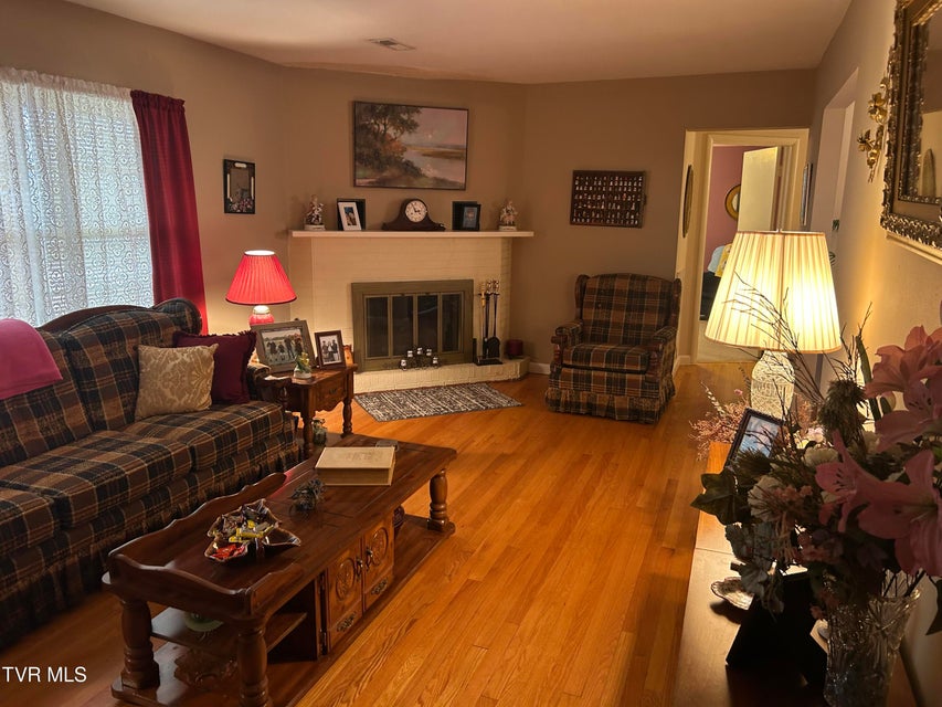 Photo #6: 1130 Hixson Avenue