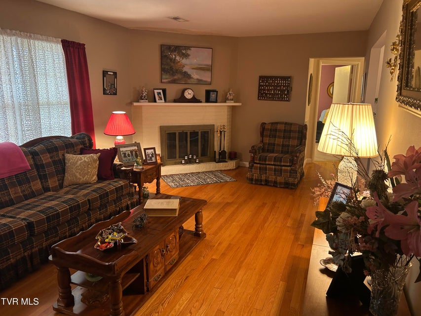 Photo #8: 1130 Hixson Avenue