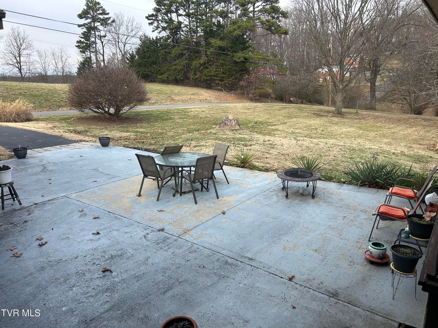 Photo #33: 1130 Hixson Avenue