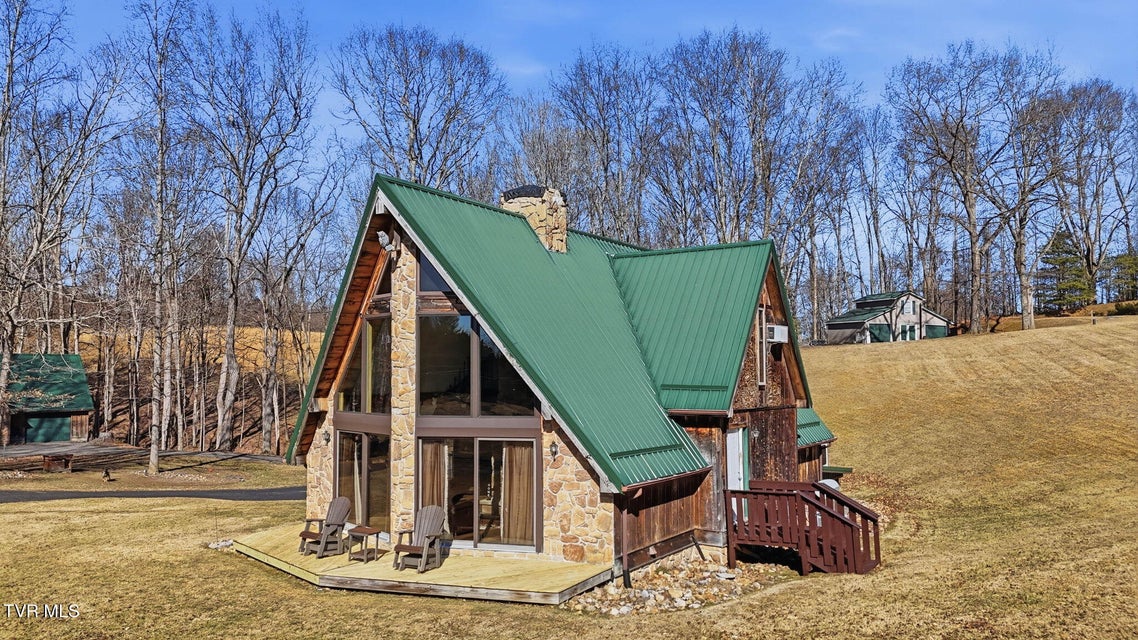 Photo #2: 251 Forbes Street