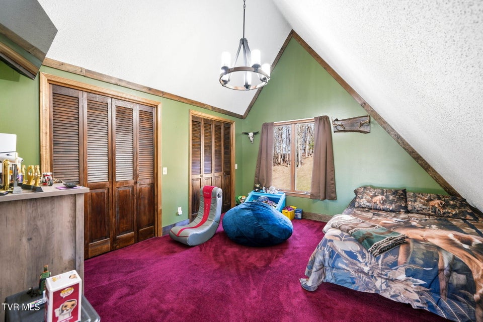 Photo #24: 251 Forbes Street