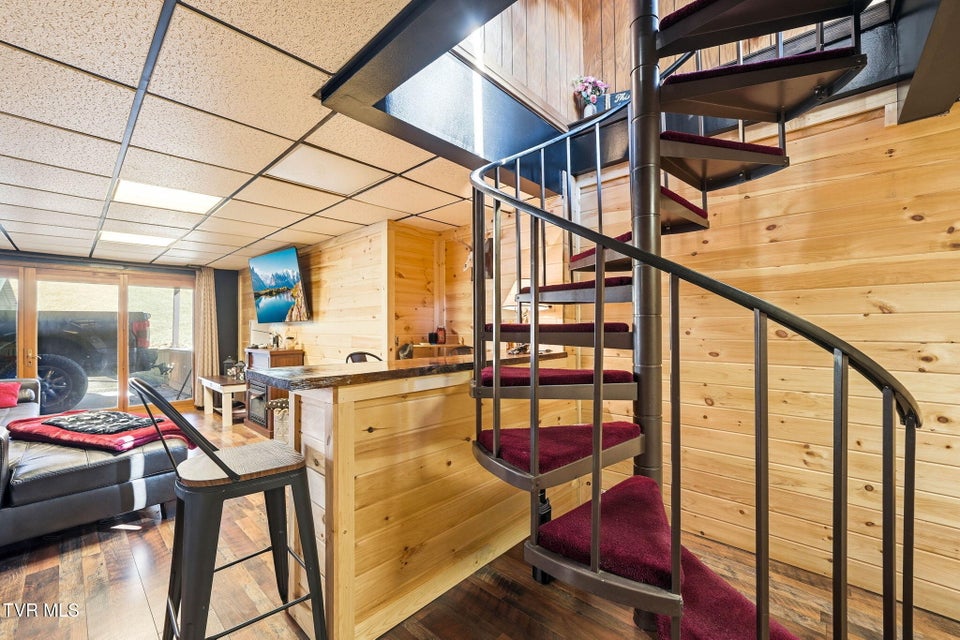 Photo #28: 251 Forbes Street