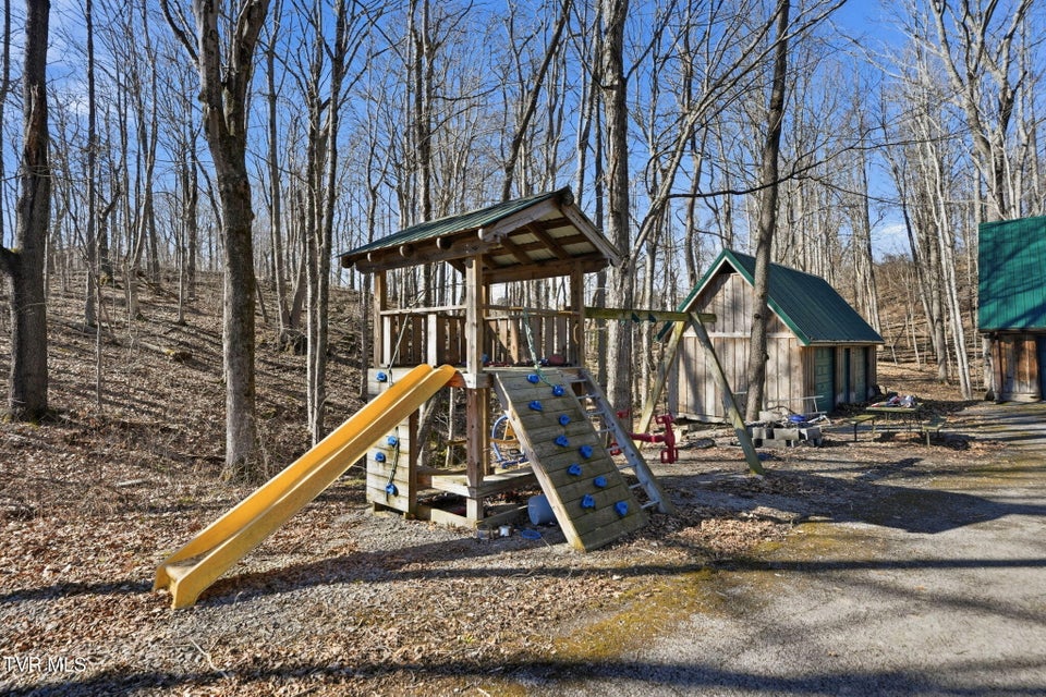 Photo #50: 251 Forbes Street