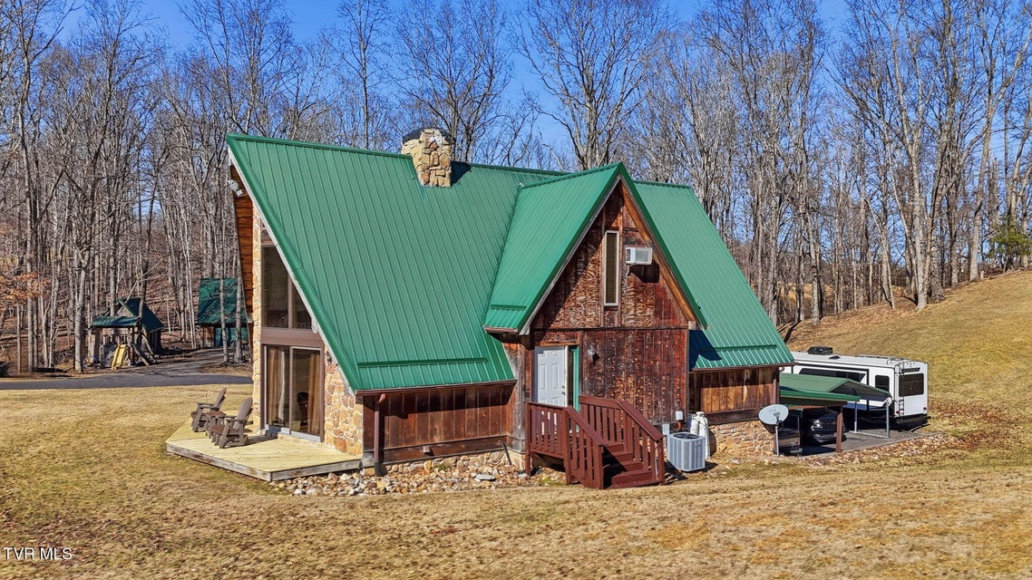 Photo #52: 251 Forbes Street