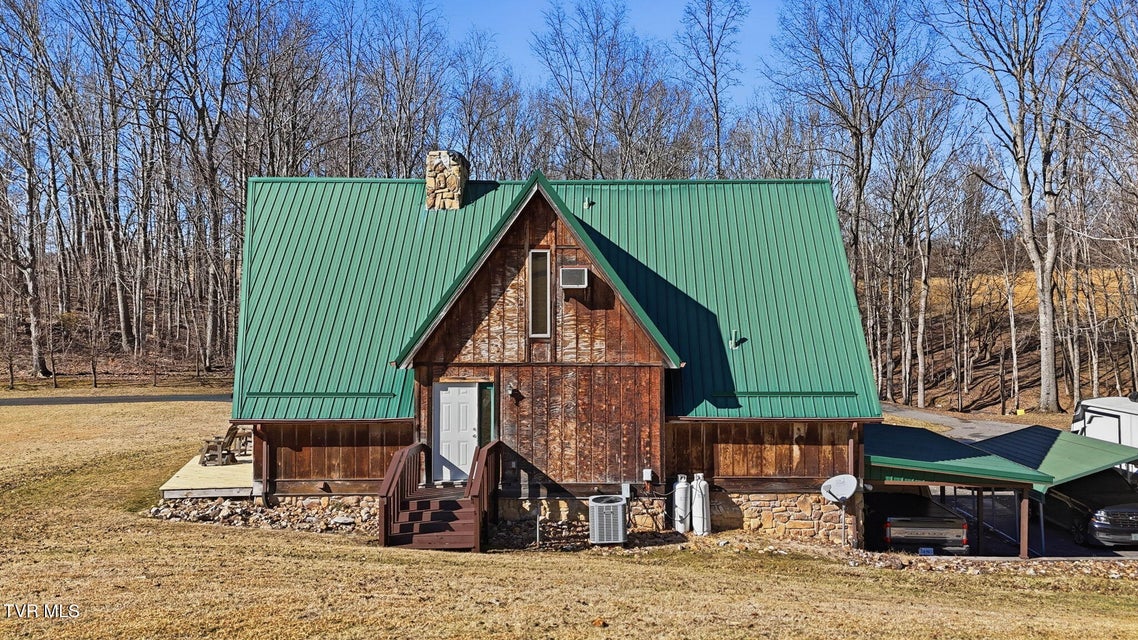 Photo #53: 251 Forbes Street