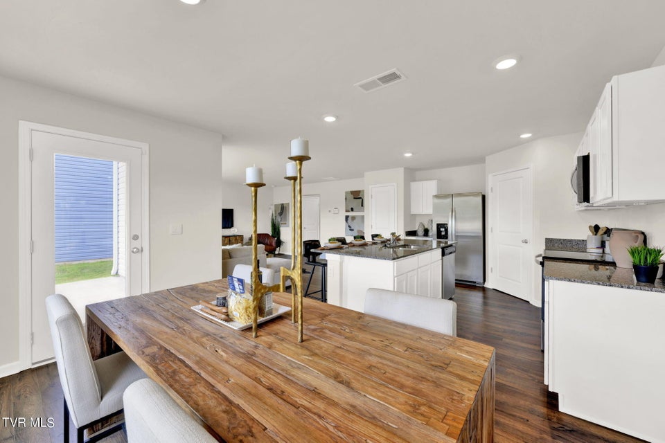 Photo #7: 1003 Persimmon Hollow 