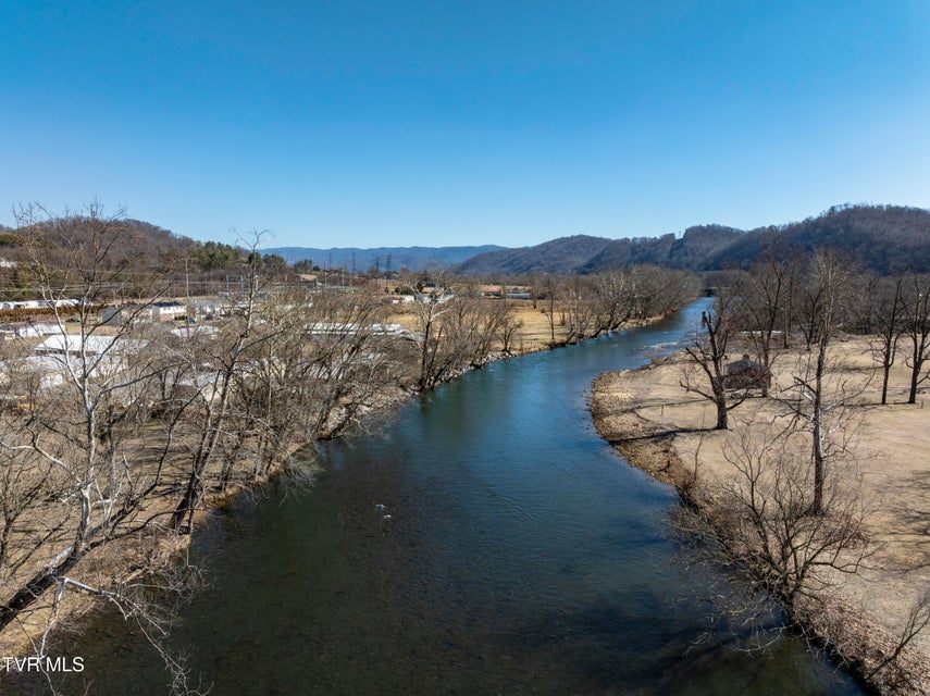 Photo #11: 217 Lovers Lane