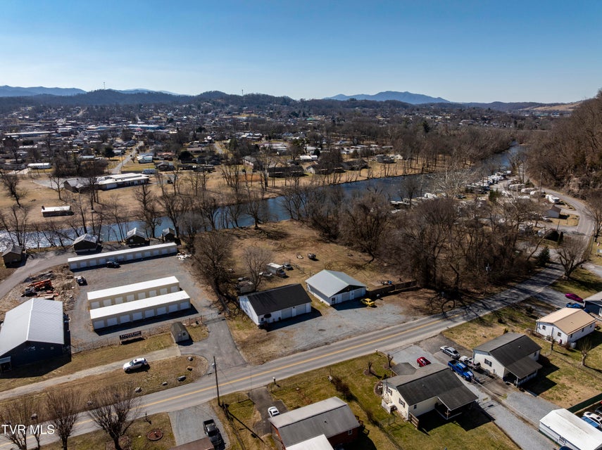 Photo #15: 217 Lovers Lane