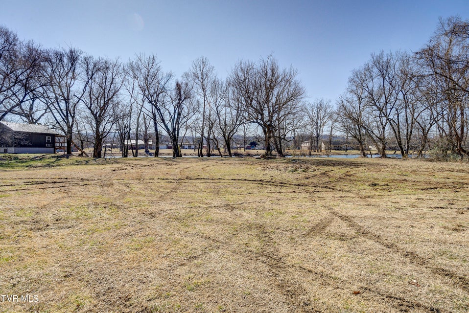 Photo #25: 217 Lovers Lane