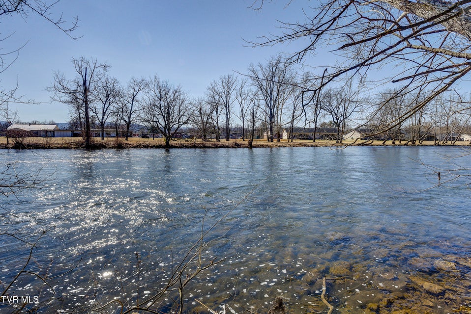 Photo #29: 217 Lovers Lane