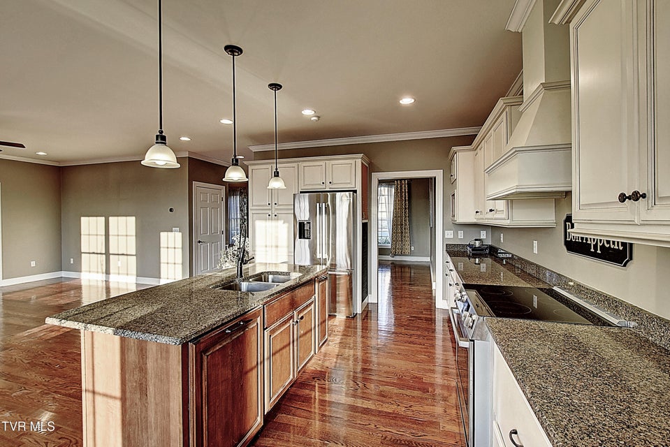 Photo #17: 2325 Colonial View Road