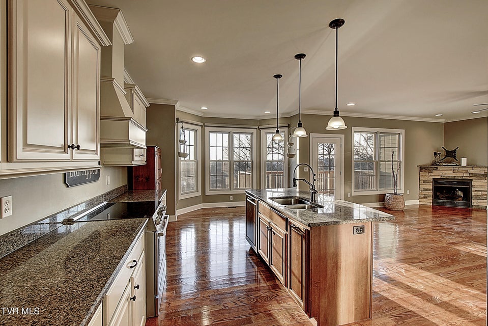 Photo #18: 2325 Colonial View Road