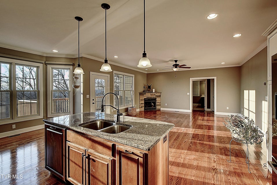 Photo #21: 2325 Colonial View Road