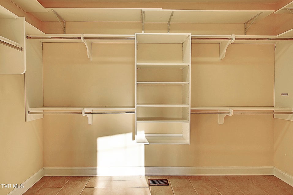 Photo #39: 2325 Colonial View Road