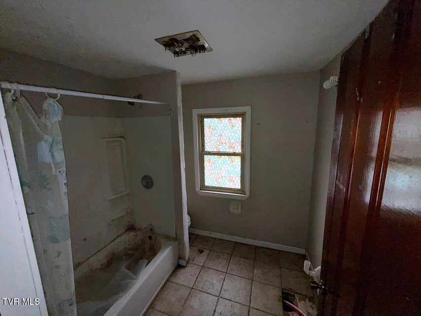 Photo #10: 1427 Reed Hollow Road