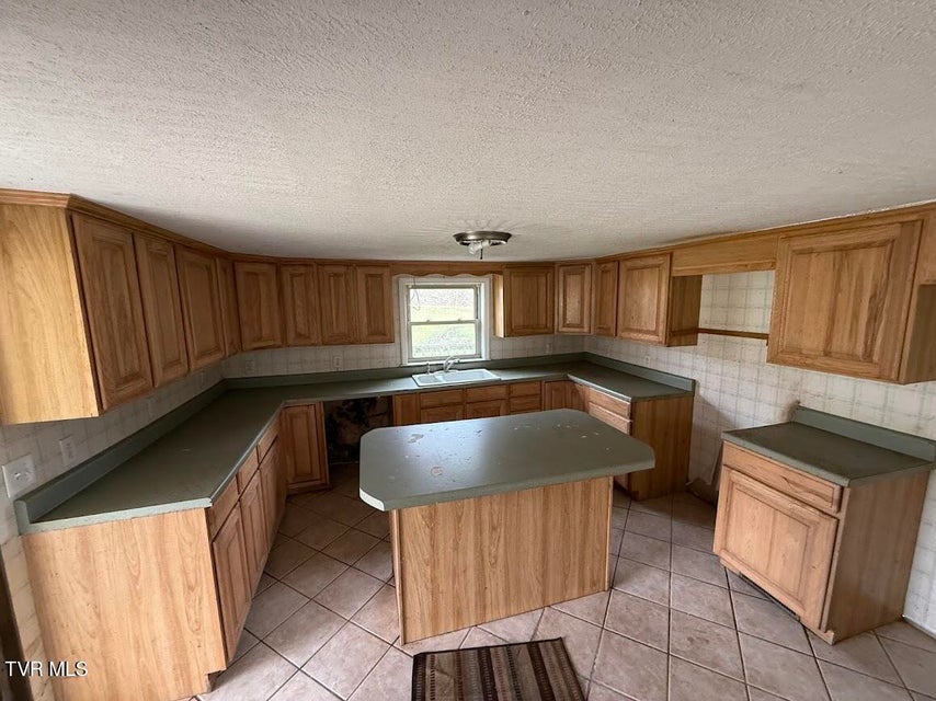 Photo #6: 1427 Reed Hollow Road