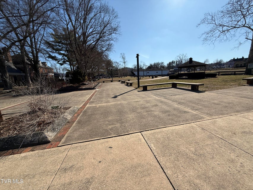 Photo #22: 711/713 Elk Avenue