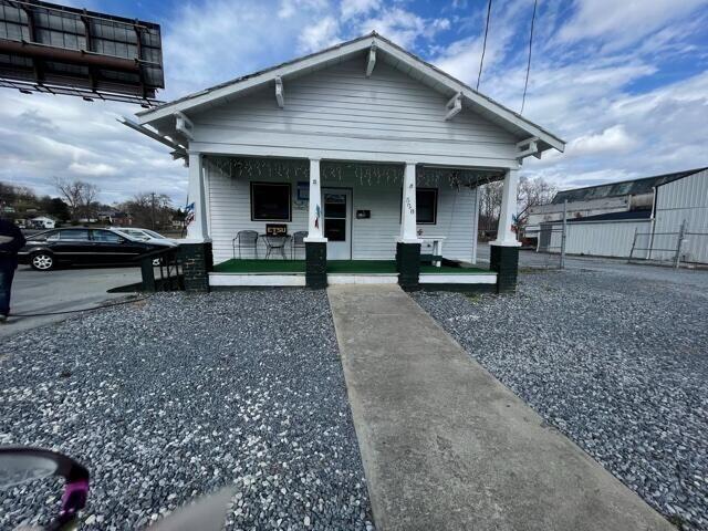 Photo #7: 534 & 528 Market Street