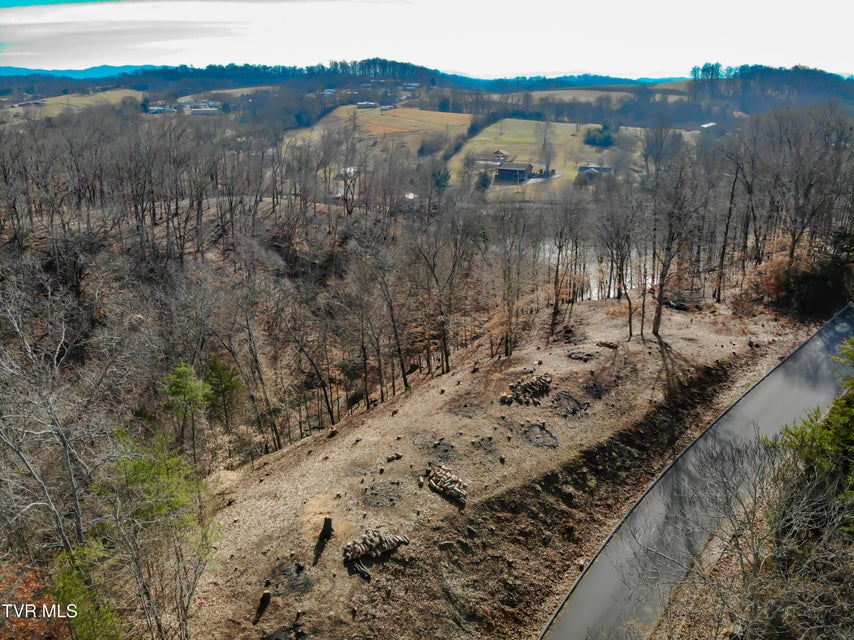 Photo #4: 101 Pointe Drive