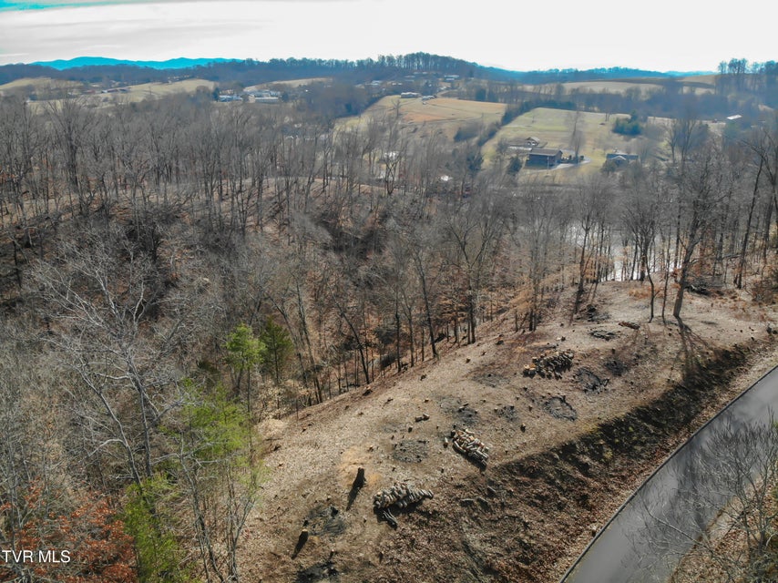 Photo #5: 101 Pointe Drive