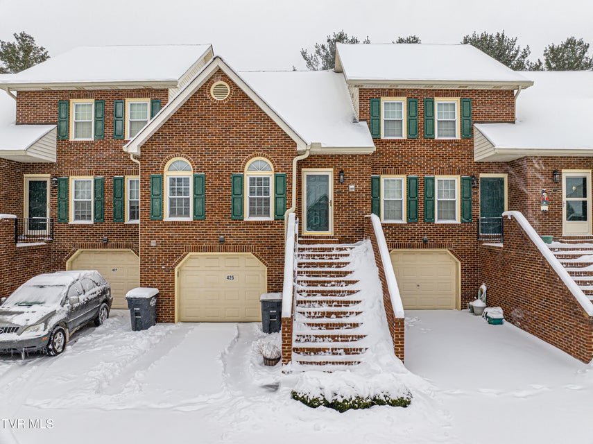 Photo #47: 425 Andover Court