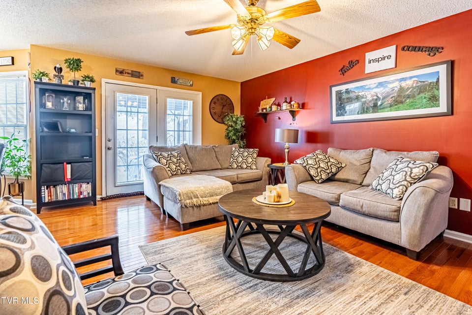 Photo #7: 425 Andover Court